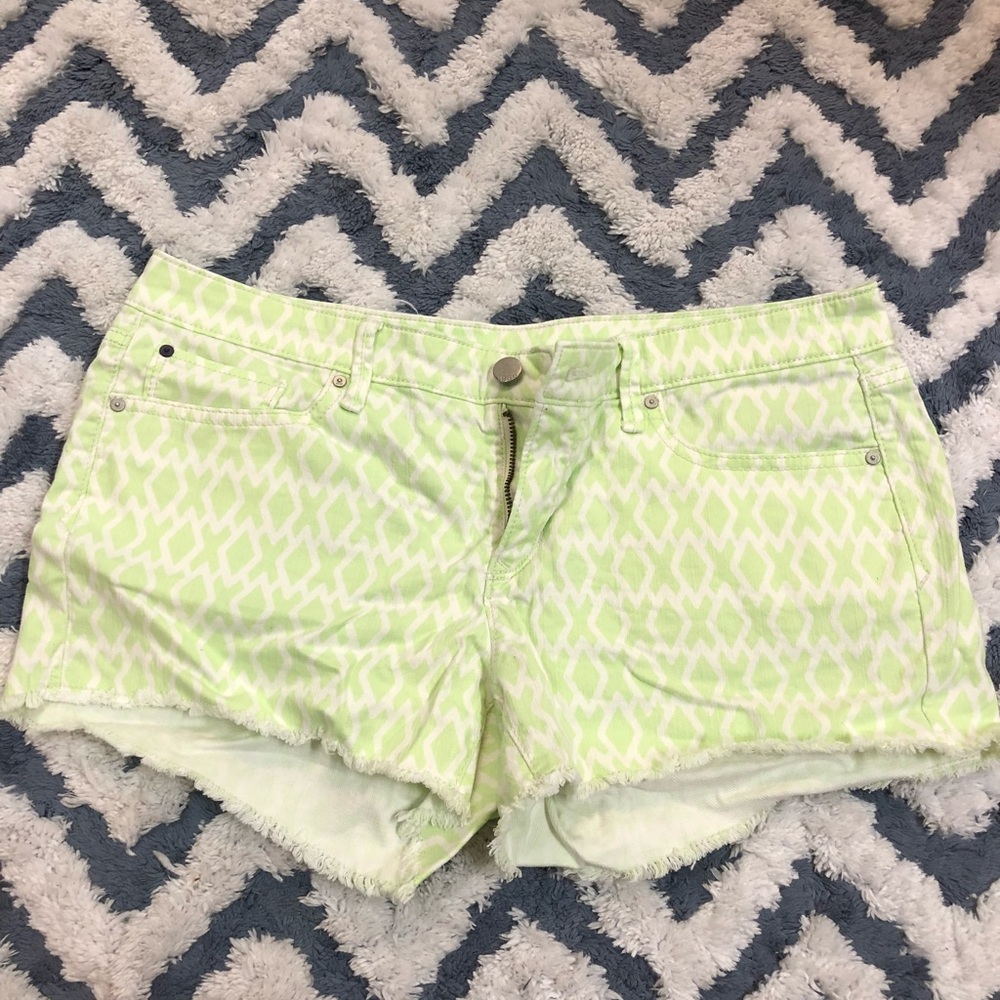 Gap shorts